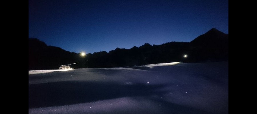 Schneeschuhwanderung mit Huskies - Dämmerung / Nacht 